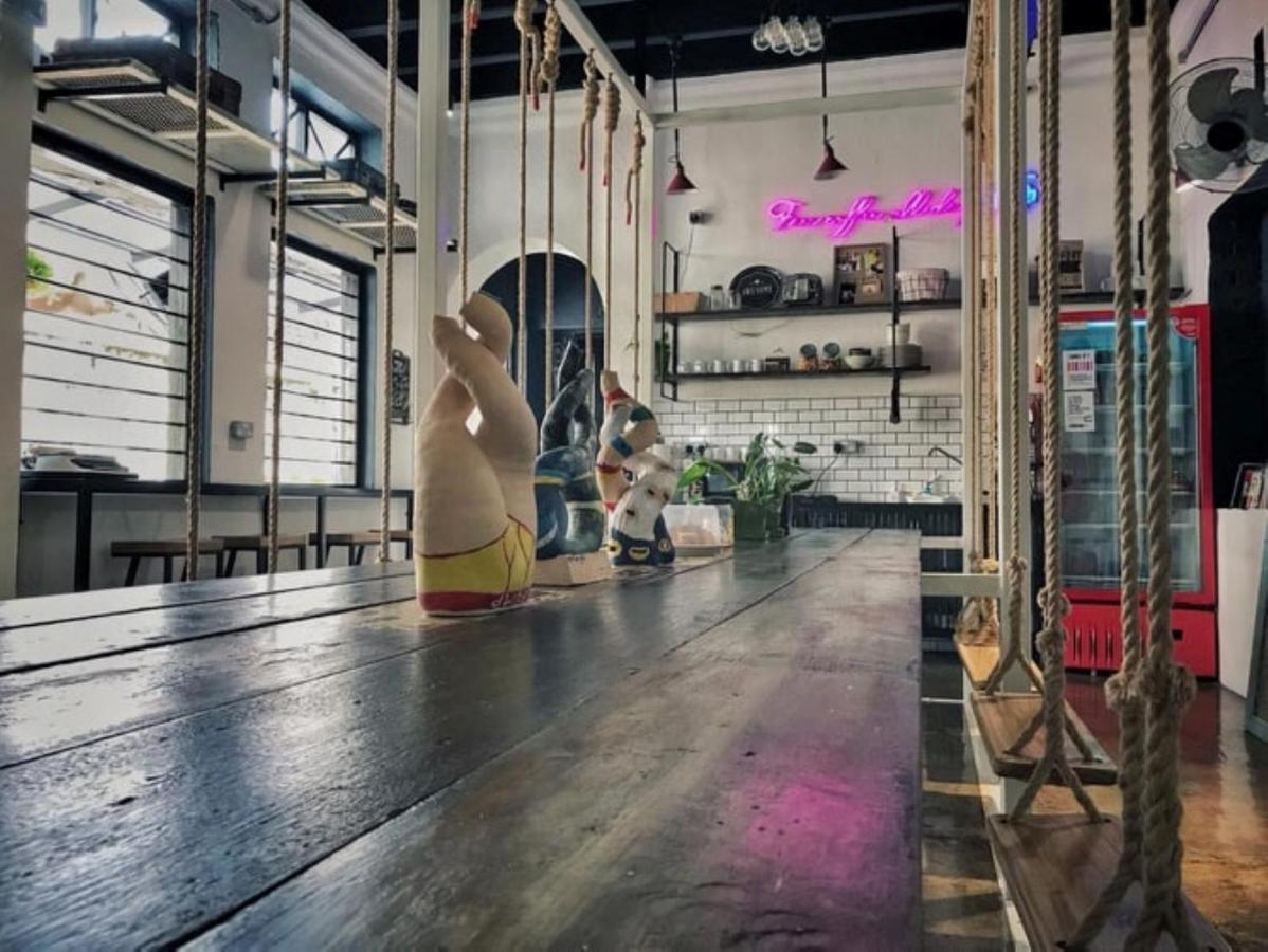 The Brownstone Hostel & Space Ipoh Zewnętrze zdjęcie